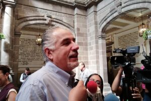 Ayuntamiento de Puebla no dio permisos a ambulantes para el desfile del 5 de mayo: Franco Rodríguez