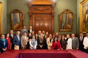Asistió Alejandro Armenta a reunión con Claudia Sheinbaum