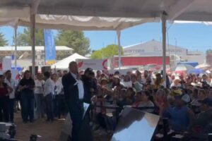 Armenta entrega apoyo al campo y a grupos vulnerables en San José Chiapa