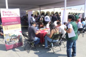 Gobierno estatal acercó mil 700 vacantes a Cholula