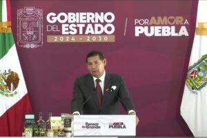 Pide Armenta al ayuntamiento de Puebla garantizar la recolección de basura