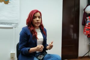 Para evitar autos varados, colocan 28 semáforos pluviales en zonas de riesgo de Puebla capital 