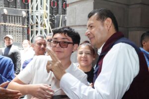 Claudia Sheinbaum tiene el reconocimiento de los poblanos: Alejandro Armenta