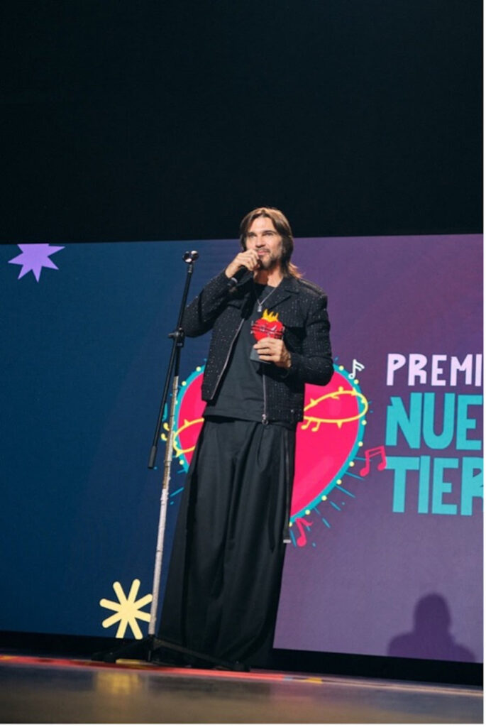 Juanes es reconocido como artista leyenda en Premios Nuestra Tierra 2026