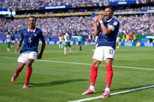 Resumen y goles Francia vs Senegal: Kylian Mbappé, luz, sombra y héroe en el debut del Mundial 2026
