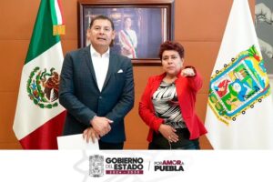 Armenta tomó protesta a María Rodríguez como nueva titular de Salud