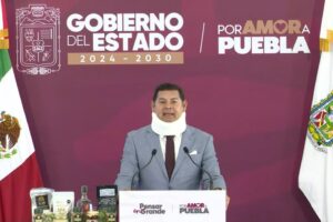 A FGR y FGE compete investigar presuntos vínculos delictivos de la detenida en Cholula: Armenta
