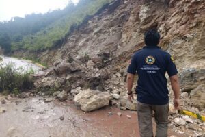 Siete viviendas afectadas tras desbordamiento de un arroyo en Vicente Guerrero