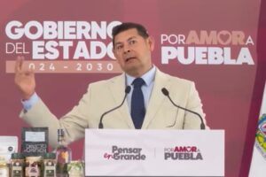 Anuncia Armenta reubicación de familias en Ciudad Serdán