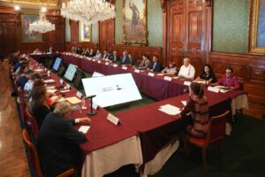 Asistió Armenta a reunión en Palacio Nacional con Sheinbaum