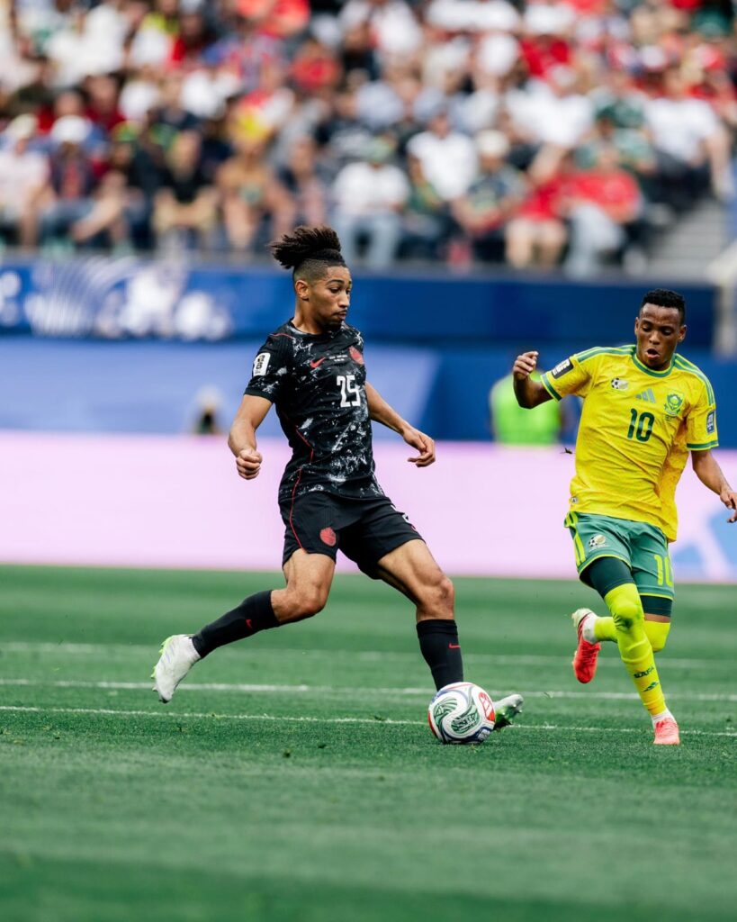Canadá hace historia y es el primer clasificado a los octavos de final