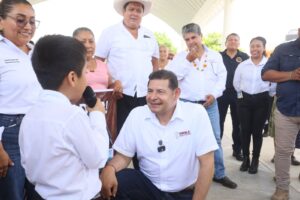 Armenta reconstruyó infraestructura educativa afectada por lluvias del año pasado en Pantepec