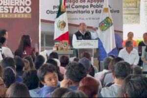 Entregan drones y tractores a productores de San Pedro Cholula