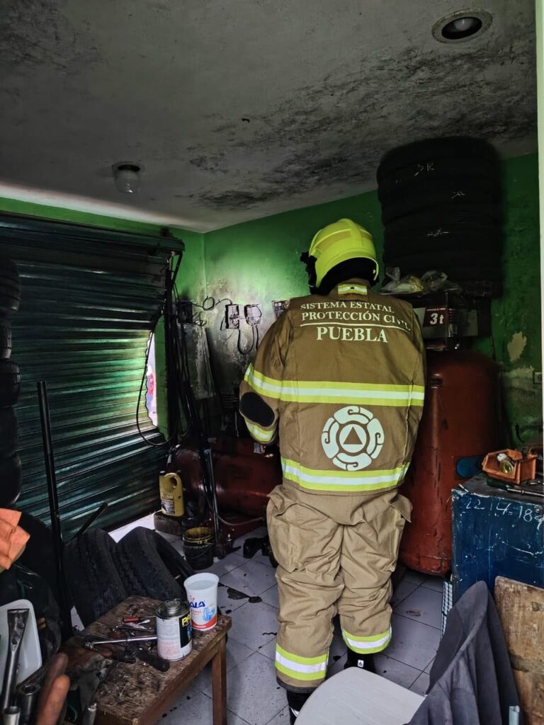 Pegó rayo en talachería de San Pablo Xochimehuacán, Puebla