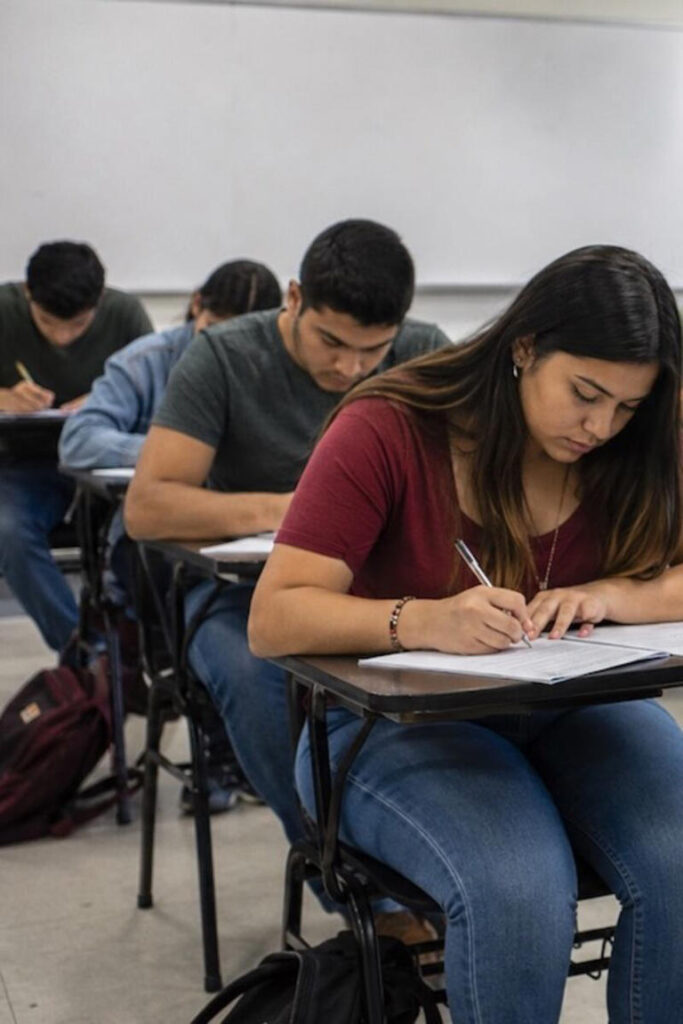 UNAM anuncia fechas y sedes del examen de control para ingreso a licenciatura