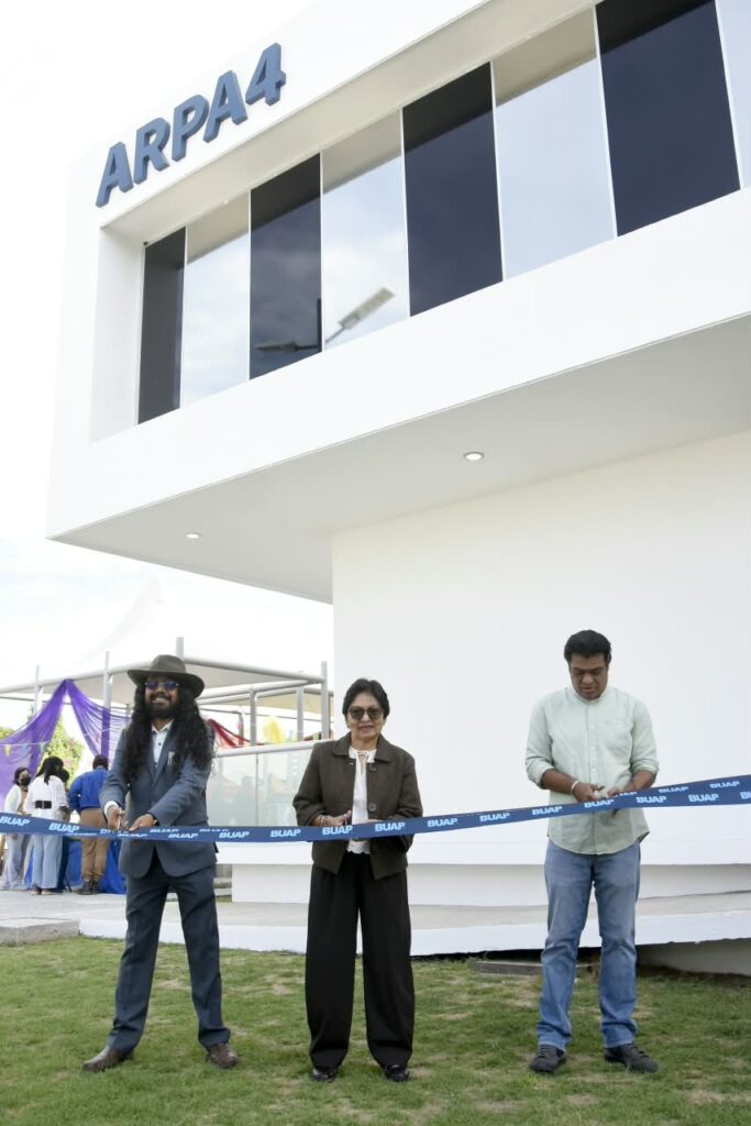 Lilia Cedillo entrega nuevo edificio para Artes Plásticas y Audiovisuales BUAP