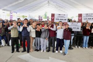 DIF estatal entregó despensas a más de 2 mil personas en Puebla capital