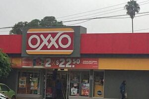 A tiendas de conveniencia del Centro Histórico se les pedirá suspender venta de alcohol  el 15 de septiembre: Ayuntamiento
