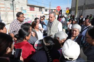 Renueva Pepe Chedraui vialidades en la colonia El Salvador