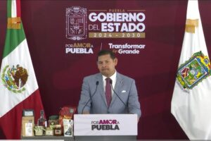 Video: Armenta se reunió con los padres del estudiante desaparecido