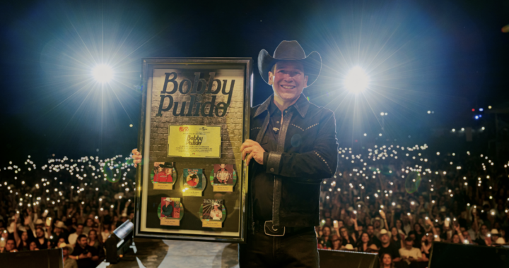 Bobby Pulido se despide de los escenarios con “La última desvelada”