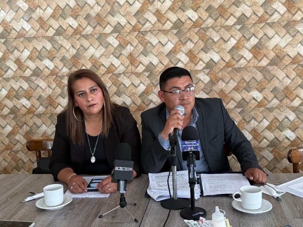 Regidora y síndico de Chapa de Mota denuncian irregularidades administrativas y violencia de género