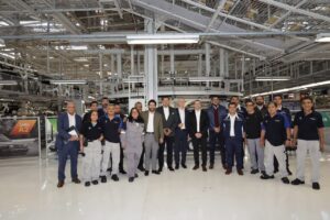 Se reunió Armenta con el gerente de Volkswagen