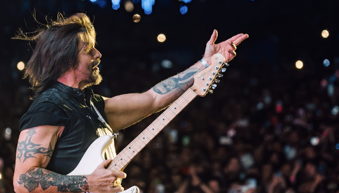 Juanes brilla en El Festival Bamba y Consagra su legado latinoamericano en el Parque O’higgins